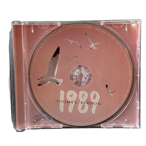 Taylor Swift – 1989 (Taylor’s Version) CD | Rose Garden Pink Edition (2023) - Picture 5 of 5